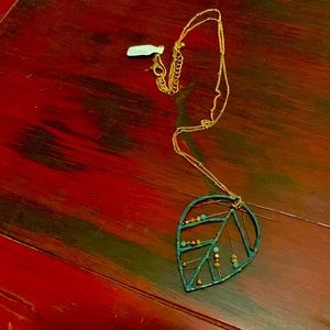 Green leaf necklace with gold chain